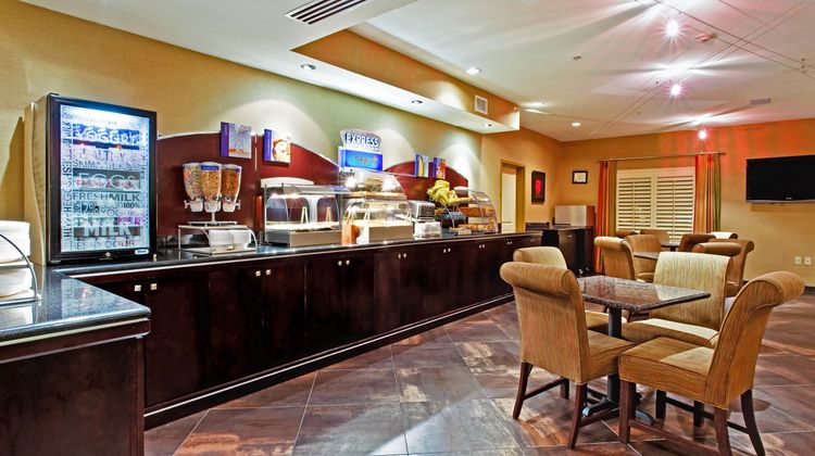 Holiday Inn Express Hotel & Suites Restaurant