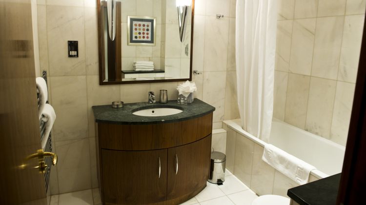 Sanctum International Serviced Apts Room