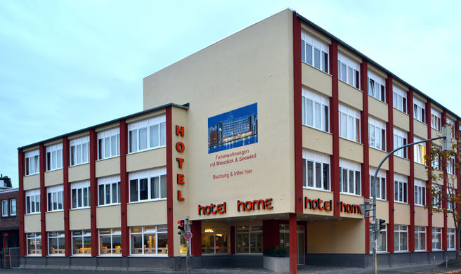 Home Hotel Exterior
