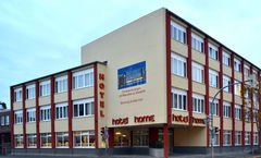 Home Hotel