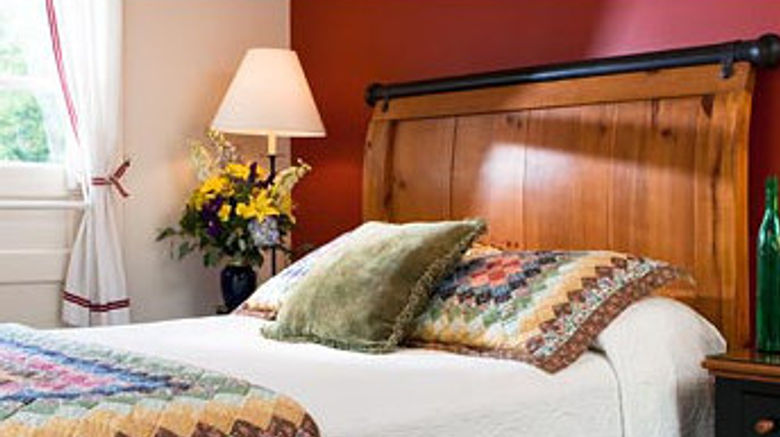 <b>Eagles Mere Inn Room</b>. Images powered by <a href="https://www.leonardoworldwide.com/" title="Leonardo Worldwide" target="_blank">Leonardo</a>.