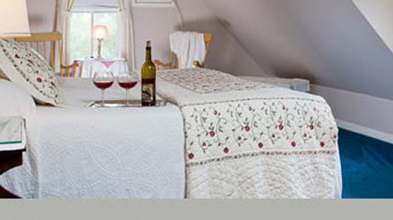 <b>Eagles Mere Inn Room</b>. Images powered by <a href="https://www.leonardoworldwide.com/" title="Leonardo Worldwide" target="_blank">Leonardo</a>.
