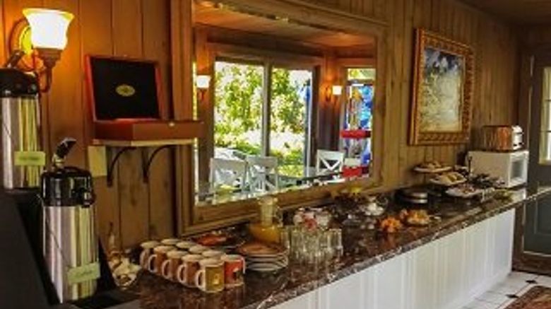 <b>Ogunquit River Inn, Ascend Collection Restaurant</b>. Images powered by <a href="https://www.leonardoworldwide.com/" title="Leonardo Worldwide" target="_blank">Leonardo</a>.