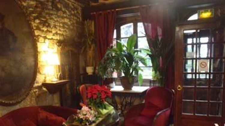 Hotel Esmeralda Lobby
