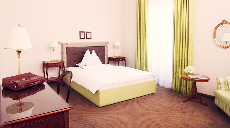 <b>Parkhotel Graz Room</b>. Images powered by <a href="https://www.leonardoworldwide.com/" title="Leonardo Worldwide" target="_blank">Leonardo</a>.