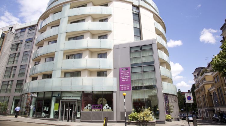 Sanctum International Serviced Apts Exterior