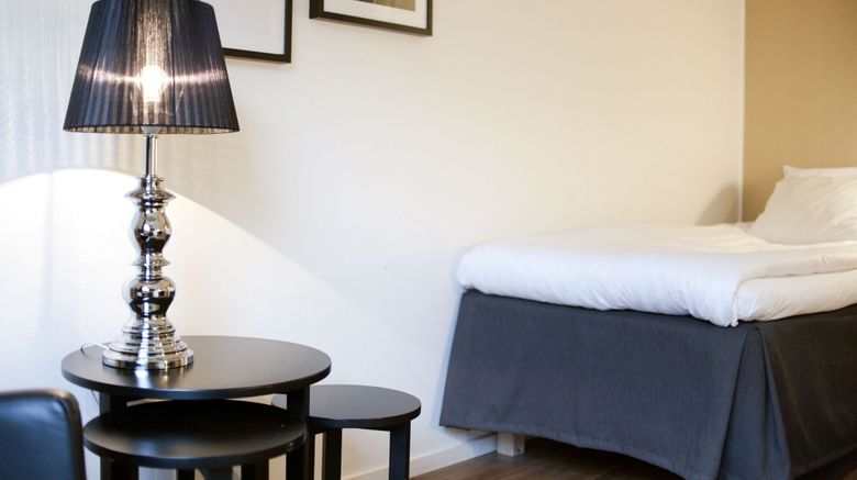 <b>Central Hotel - Vetlanda Room</b>. Images powered by <a href="https://www.leonardoworldwide.com/" title="Leonardo Worldwide" target="_blank">Leonardo</a>.