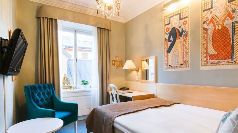<b>Lady Hamilton Hotel Room</b>. Images powered by <a href="https://www.leonardoworldwide.com/" title="Leonardo Worldwide" target="_blank">Leonardo</a>.
