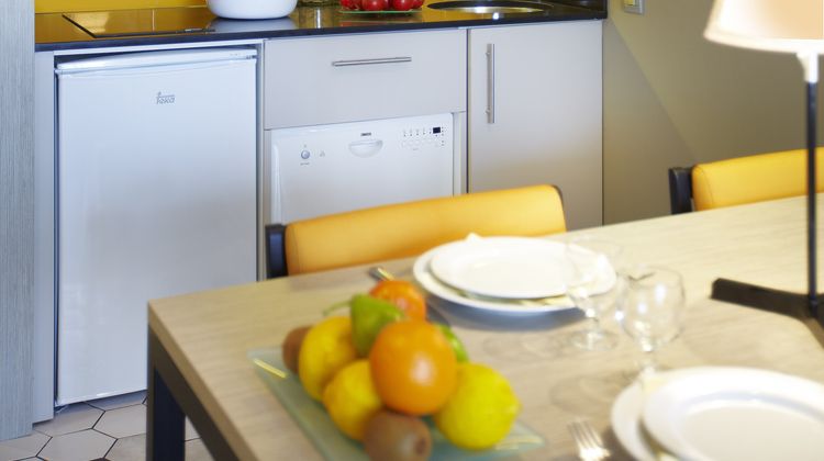 Citadines Ramblas Barcelona Room