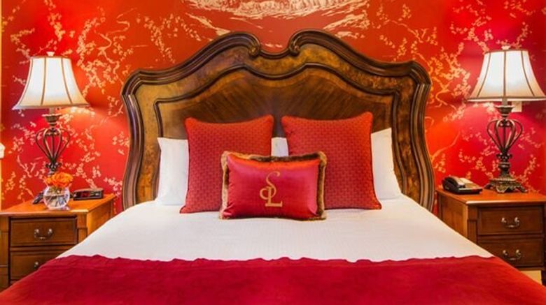 <b>Skytop Lodge Suite</b>. Images powered by <a href="https://www.leonardoworldwide.com/" title="Leonardo Worldwide" target="_blank">Leonardo</a>.