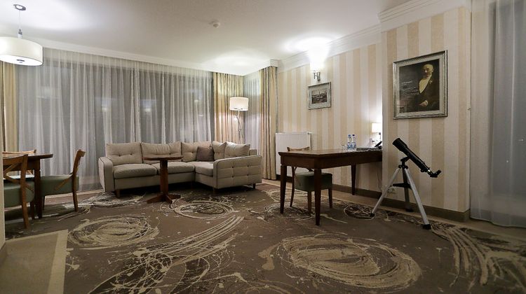 Esperanto Hotel Room