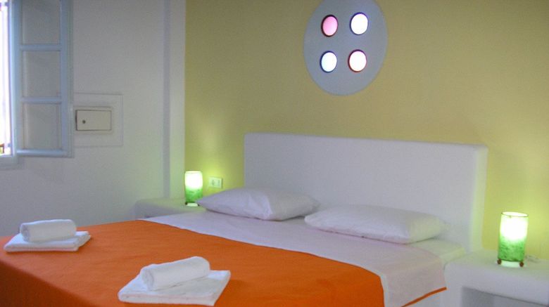 <b>Gaia Hotel Santorini Room</b>. Images powered by <a href="https://www.leonardoworldwide.com/" title="Leonardo Worldwide" target="_blank">Leonardo</a>.