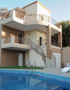 Arion Luxury Villas