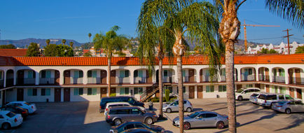 Dunes Inn Sunset Exterior