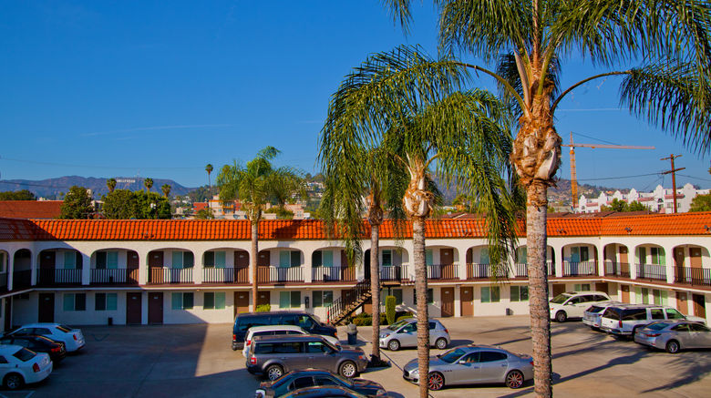 <b>Dunes Inn Sunset Exterior</b>. Images powered by <a href="https://www.leonardoworldwide.com/" title="Leonardo Worldwide" target="_blank">Leonardo</a>.