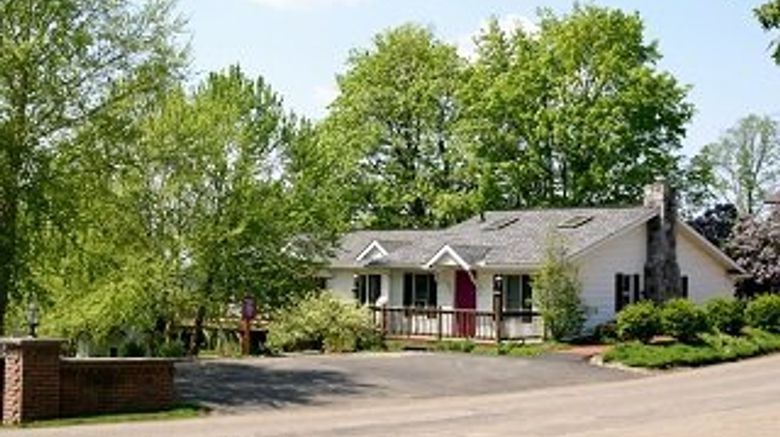 Donnas Premier Lodging Exterior. Images powered by <a href="https://www.leonardoworldwide.com" target="_blank" rel="noopener">Leonardo</a>.