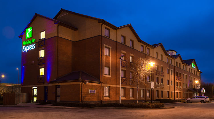 Holiday Inn Express Stoke on Trent Exterior