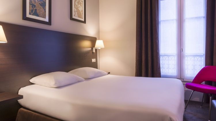 Hotel des Ecrivains Room