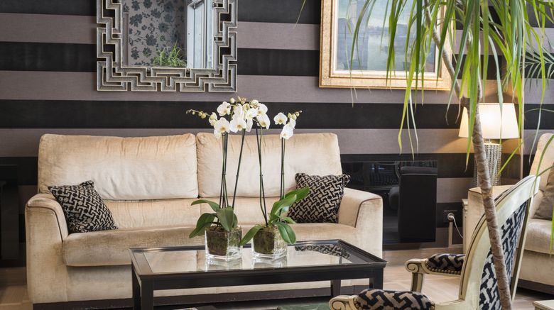 <b>Hotel Volney Opera Lobby</b>. Images powered by <a href="https://www.leonardoworldwide.com/" title="Leonardo Worldwide" target="_blank">Leonardo</a>.