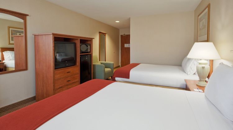 Holiday Inn Express Room