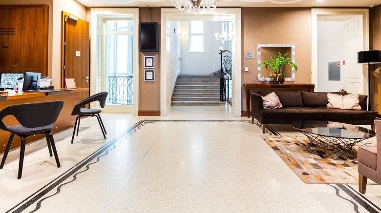<b>Roset Boutique Hotel Lobby</b>. Images powered by <a href="https://www.leonardoworldwide.com/" title="Leonardo Worldwide" target="_blank">Leonardo</a>.