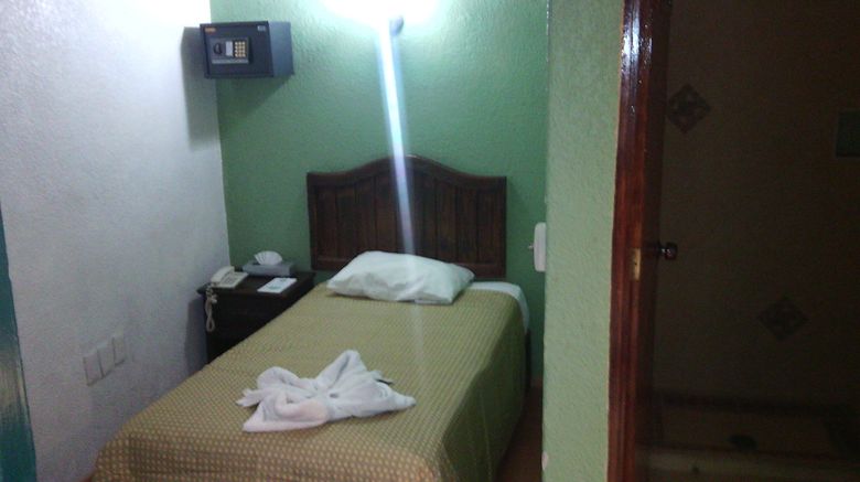 <b>LH Provincia Express Puebla Room</b>. Images powered by <a href="https://www.leonardoworldwide.com/" title="Leonardo Worldwide" target="_blank">Leonardo</a>.