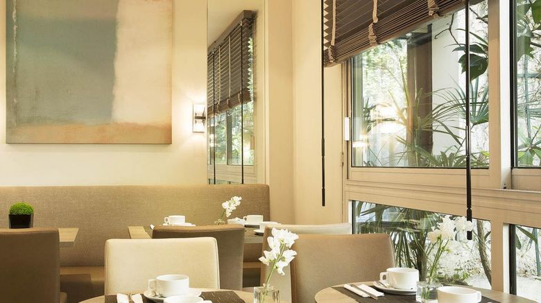 <b>Floride Etoile Restaurant</b>. Images powered by <a href="https://www.leonardoworldwide.com/" title="Leonardo Worldwide" target="_blank">Leonardo</a>.