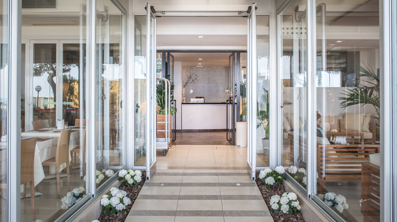 <b>Europa Hotel Lobby</b>. Images powered by <a href="https://www.leonardoworldwide.com/" title="Leonardo Worldwide" target="_blank">Leonardo</a>.