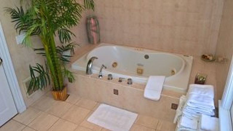 <b>Ocean Plaza Hotel Room</b>. Images powered by <a href="https://www.leonardoworldwide.com/" title="Leonardo Worldwide" target="_blank">Leonardo</a>.