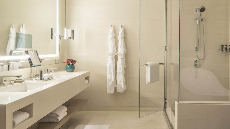 Four Seasons Hotel DIFC Room
