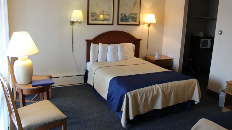Arlington Inn of Port Clinton Room