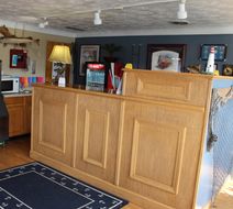 Arlington Inn of Port Clinton Lobby