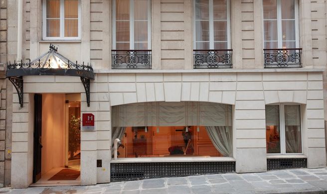 Hotel Mayflower Exterior