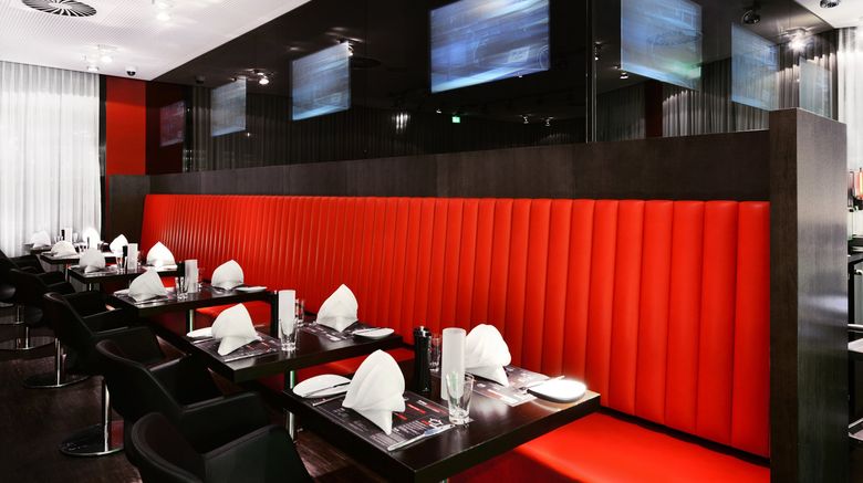<b>Dormero Hotel Frankfurt Restaurant</b>. Images powered by <a href="https://www.leonardoworldwide.com/" title="Leonardo Worldwide" target="_blank">Leonardo</a>.