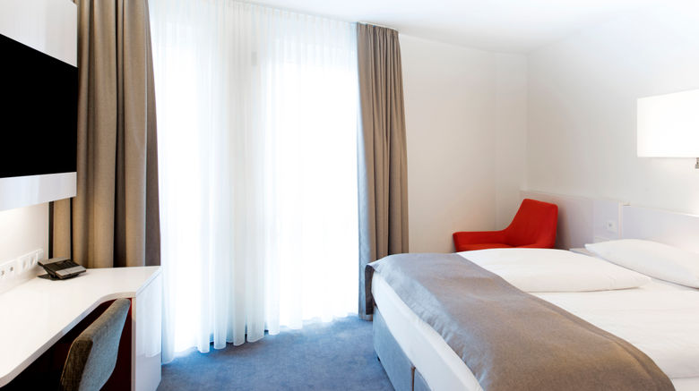 <b>Dormero Hotel Frankfurt Room</b>. Images powered by <a href="https://www.leonardoworldwide.com/" title="Leonardo Worldwide" target="_blank">Leonardo</a>.