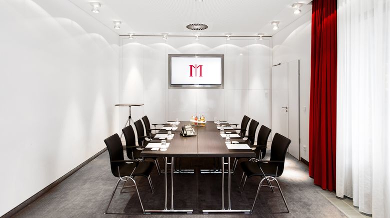 <b>Dormero Hotel Frankfurt Meeting</b>. Images powered by <a href="https://www.leonardoworldwide.com/" title="Leonardo Worldwide" target="_blank">Leonardo</a>.