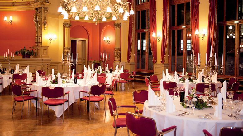 <b>Dormero Hotel Koenigshof Meeting</b>. Images powered by <a href="https://www.leonardoworldwide.com/" title="Leonardo Worldwide" target="_blank">Leonardo</a>.