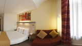 <b>Holiday Inn Express Edinburgh City Ctr Room</b>. Virtual Tours powered by <a href="https://www.leonardoworldwide.com/" title="Leonardo Worldwide" target="_blank">Leonardo</a>.