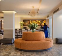 Prima Kings Hotel Lobby