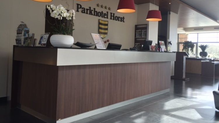 Parkhotel Horst Lobby