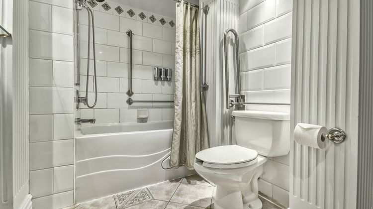 Jaro Hotel Plaza Quebec Room