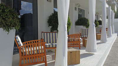 Shalom Hotel