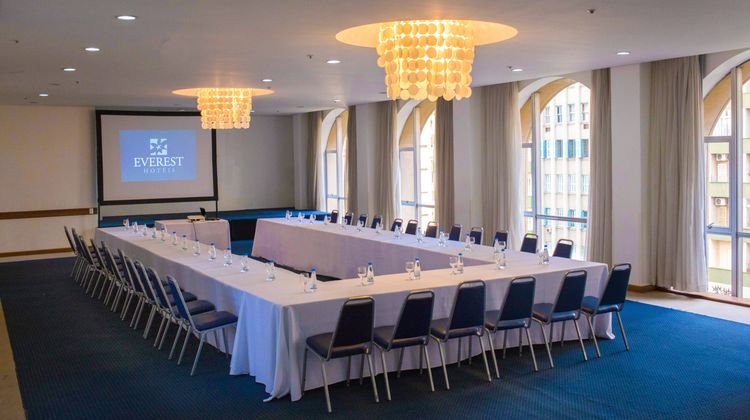 Everest Porto Alegre Hotel Meeting