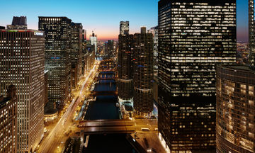 Club Quarters Hotel, Wacker at Michigan