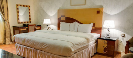 Renz Hotel Palestine Room