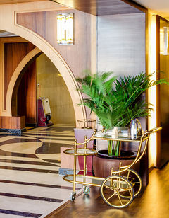 Renz Hotel Palestine