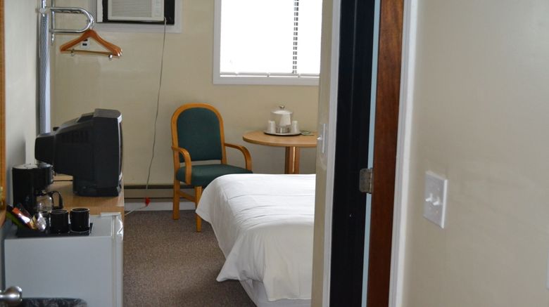 <b>Henniker Motel Room</b>. Images powered by <a href="https://www.leonardoworldwide.com/" title="Leonardo Worldwide" target="_blank">Leonardo</a>.