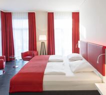 DORMERO Schlosshotel Room