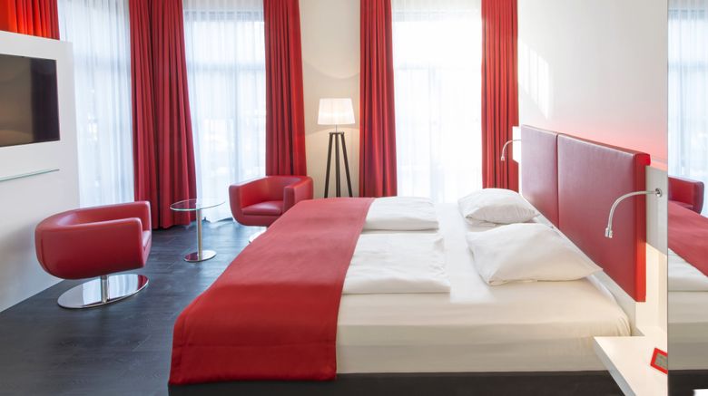<b>DORMERO Schlosshotel Room</b>. Images powered by <a href="https://www.leonardoworldwide.com/" title="Leonardo Worldwide" target="_blank">Leonardo</a>.