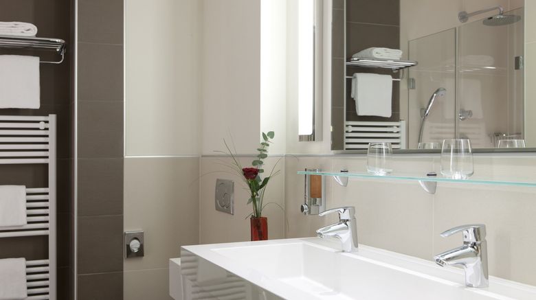 <b>DORMERO Schlosshotel Room</b>. Images powered by <a href="https://www.leonardoworldwide.com/" title="Leonardo Worldwide" target="_blank">Leonardo</a>.